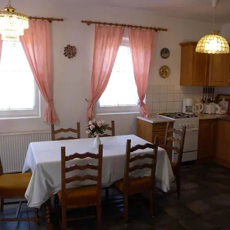 In Badacsony/balaton 18014 Badacsonytomaj