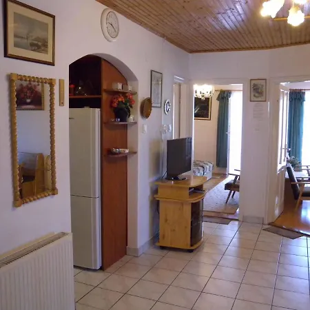 In - Balaton 18014 Holiday home Badacsony