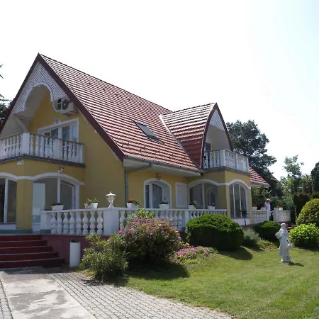In - Balaton 18014
